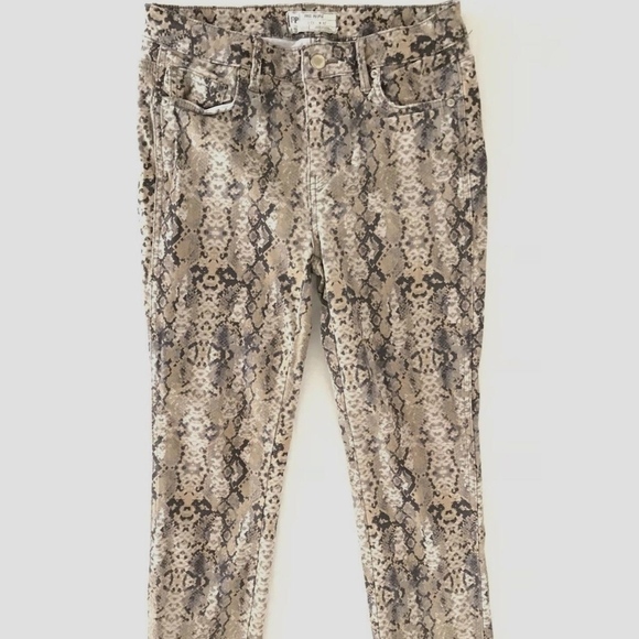 Free People | Womens Camo Skinny Pants Size 27 - Picture 4 of 8
